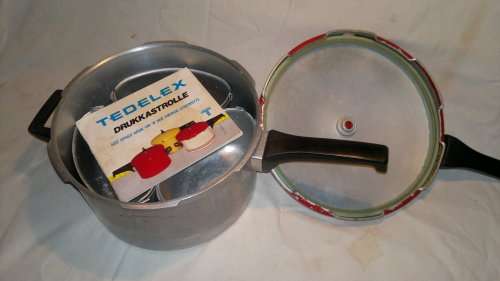A Vintage Tedelex Pressure cooker with receipt book 3 smaller pot s defuse plate regulator bobshop .za